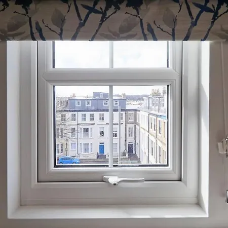 Grace's Loft - 1 Bed דירה סקארבורו